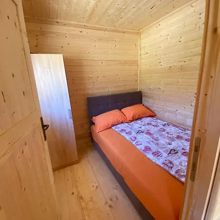 Vikend Kuca Stavljanin Lopatnica בית נופש Bogutovac